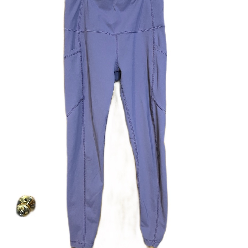 Yoga-LICIOUS lavenders yoga pants size small GUC